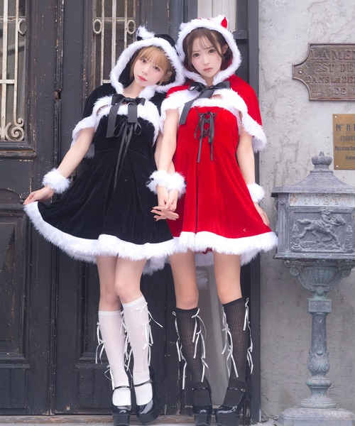 Tika（ティカ）の「サンタ コスプレ ブラック かわいい ケープ付き ふわふわ ファー レースアップ ベアトップ ノースリーブ フレア ミニ ワンピース 4点セット クリスマス コスチューム サンタコス（コスチューム/パーティーグッズ・レディース・ブラック・M）」の22枚目の写真