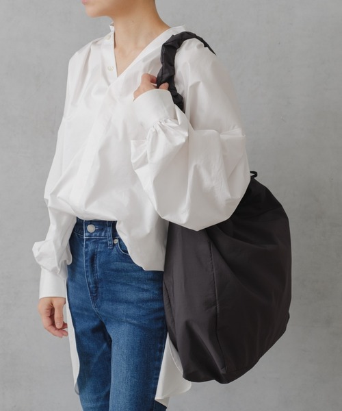 Actually（アクチュアリー）の「ナイロン2WAY シャーリングトート（トートバッグ・レディース・グレー/ブラック・フリー）」の12枚目の写真