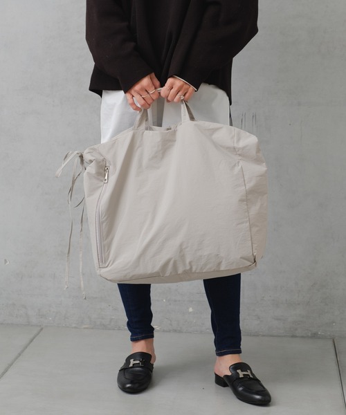 Actually（アクチュアリー）の「ナイロン2WAY シャーリングトート（トートバッグ・レディース・グレー/ブラック・フリー）」の19枚目の写真