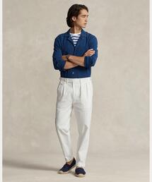 スリム テーパード フィット プリーテッド ツイル パンツ