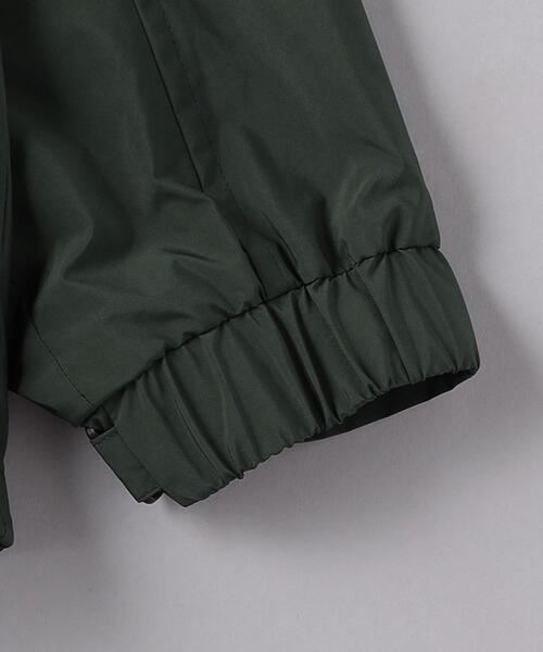 UNITED ARROWS（ユナイテッドアローズ）の「メモリータフタナイロン マウンテンパーカー（マウンテンパーカー・メンズ・ダークグリーン/ネイビー・XL/L/M/S）」の6枚目の写真