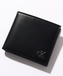 Calvin Klein Jeans（カルヴァンクラインジーンズ）の「【Calvin Klein Jeans/カルバンクラインジーンズ】ワンポイント メタルロゴプレート レザー二つ折りウォレット/財布（財布）」