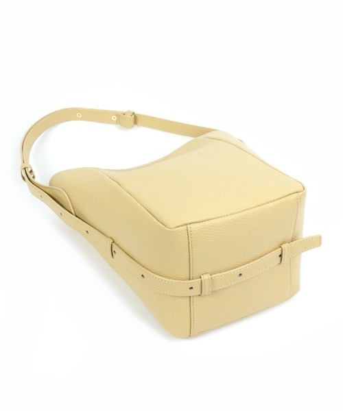 Beau're（ヴュレ）の「【BEAURE】牛革 カウレザー バケツ型 ワンショルダー バッグ B-24023（ショルダーバッグ・レディース・イエロー/アイボリー/ダークグレー/ブラック/ブラウン/シルバー・FREE）」の20枚目の写真