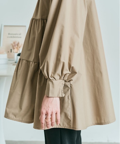 kirakiraShop（キラキラショップ）の「3way バック ティアード チュニック ブラウス（シャツ/ブラウス・レディース・ライトブルー/ブラック/ベージュ/オフホワイト/ネイビー・L/M）」の7枚目の写真