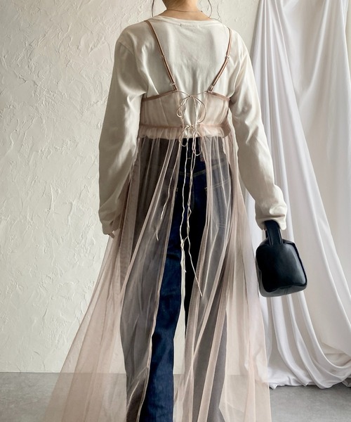 She's Closet(シーズクローゼット)の「前後2WAYバックリボンシアーレイヤードメッシュロング丈チュールキャミワンピース(ワンピース・レディース・カーキブラウン/ブラック/スモークピンク/グレイッシュベージュ/チャコールグレー/アイボリー・FREE)」の6枚目の写真
