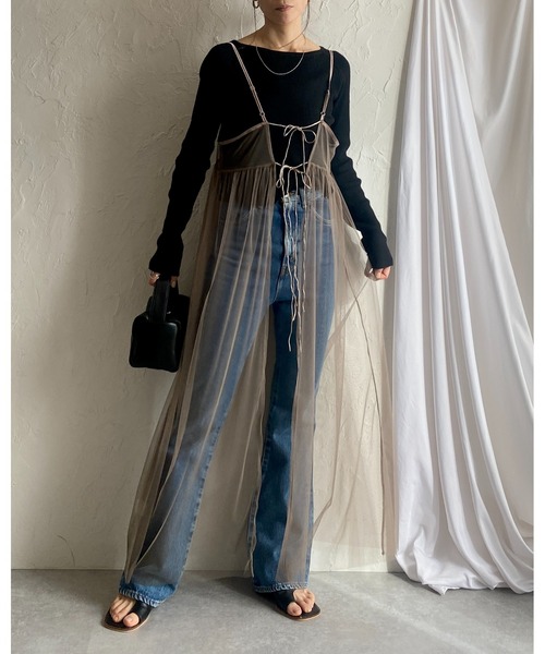 She's Closet(シーズクローゼット)の「前後2WAYバックリボンシアーレイヤードメッシュロング丈チュールキャミワンピース(ワンピース・レディース・カーキブラウン/ブラック/スモークピンク/グレイッシュベージュ/チャコールグレー/アイボリー・FREE)」の14枚目の写真