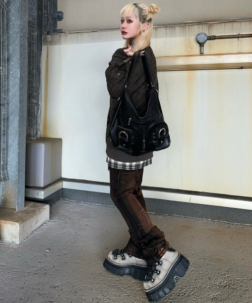 XU（エックスユー）の「【Never mind the XU】3way ring shoulder bag mini backpack hand bag / 【ネバーマインド ザ エックスユー】スリーウェイリングショルダーバッグミニバッグパックハンドバッグワンハンドルバッグ（ショルダーバッグ・メンズ・ブラック・ONE SIZE）」の20枚目の写真