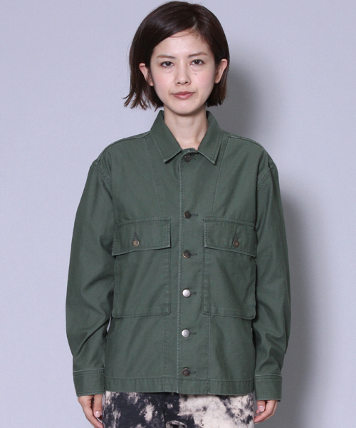 AMERICAN RAG CIE（アメリカンラグシー）の「AMERICAN RAG CIEバックサテンミリタリージャケット/213-AHP-L152-JK049（ミリタリージャケット・レディース・カーキ/ネイビー・FREE）」の5枚目の写真