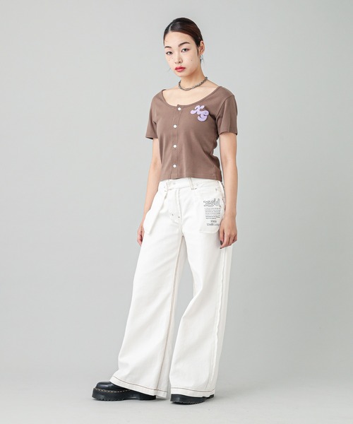 X-girl（エックスガール）の「CHENILLE EMBROIDERED LOGO CARDIGAN（Tシャツ/カットソー・レディース・ブラック/ブラウン/ホワイト・S/M）」の11枚目の写真