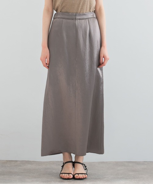 URBAN RESEARCH ROSSO WOMEN(アーバンリサーチ ロッソ)の「アセテートサテンスリットスカート(スカート・レディース・ベージュ系その他/グレー系その他・FREE)」の21枚目の写真