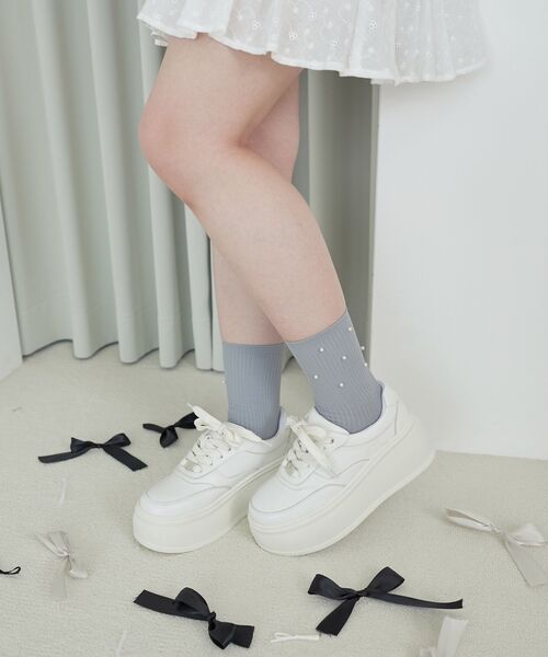 MAJESTIC LEGON（マジェスティックレゴン）の「プレート厚底スニーカー（スニーカー・レディース・オフホワイト/ピンク/グレー系その他・MEDIUM/SMALL/LARGE）」の5枚目の写真