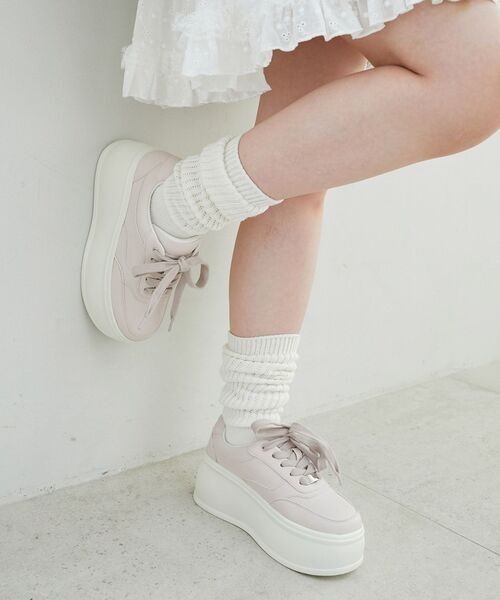 MAJESTIC LEGON（マジェスティックレゴン）の「プレート厚底スニーカー（スニーカー・レディース・オフホワイト/ピンク/グレー系その他・MEDIUM/SMALL/LARGE）」の7枚目の写真