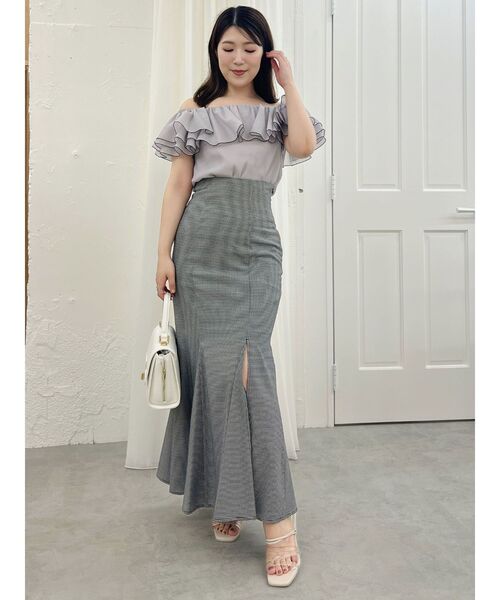 MERCURYDUO（マーキュリーデュオ）の「バイカラーメローラッフルブラウス（シャツ/ブラウス・レディース・オフホワイト/グレー/ライトブルー・FREE）」の7枚目の写真