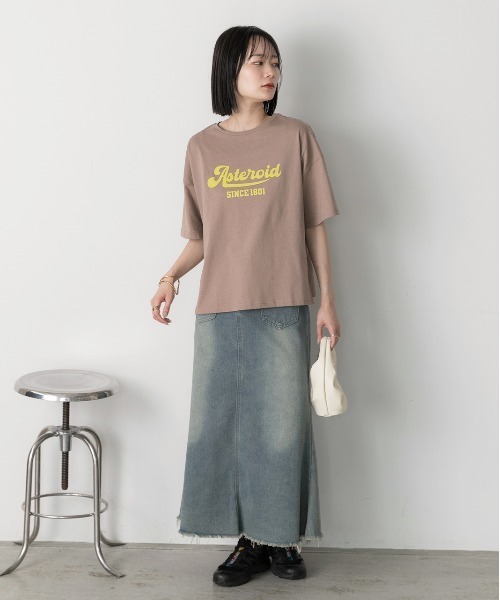 ad thie(アドティエ)の「ロゴプリント ベーシックTシャツ(Tシャツ/カットソー・レディース・ブラック/ブルーグレー/オフホワイト/モカ・FREE)」の22枚目の写真
