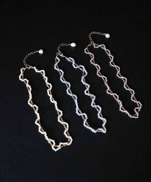 Casselini(キャセリーニ)の「Casselini(キャセリーニ)チェーンなみなみネックレス(ネックレス・レディース・ホワイト/シルバー/クリア・FREE)」の4枚目の写真