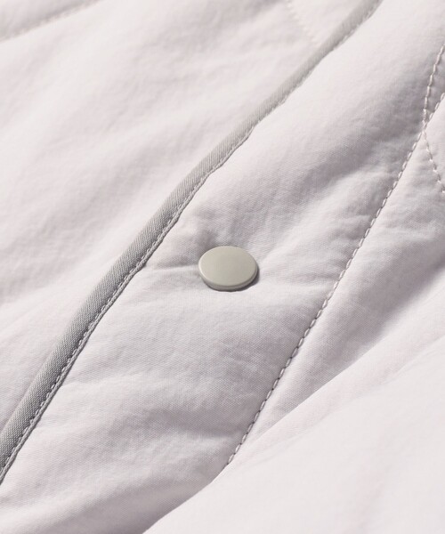 BEAMS(ビームス)の「ダウン ミリタリー ライナージャケット(ダウンジャケット/コート・メンズ・ブラック/シルバー/オリーブ・SMALL/MEDIUM/LARGE/X-LARGE)」の17枚目の写真