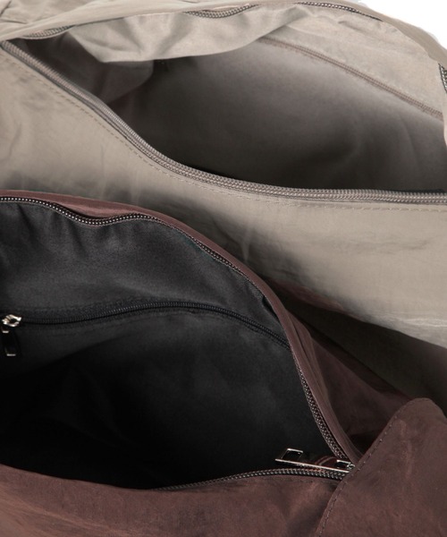 mysty woman(ミスティウーマン)の「シャーリングショルダーBAG2 144074 【500mlペットボトル収納可能!】(ショルダーバッグ・レディース・グレイッシュベージュ/ブラック/チョコ・FREE)」の14枚目の写真