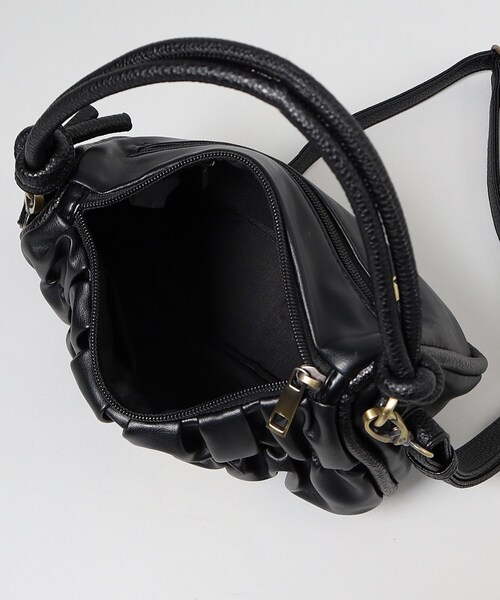 THE SHOP TK （ザ ショップ ティーケー ）の「【＠BAILA掲載】ギャザープレートFレザーBAG（ハンドバッグ・レディース・ブラック/ブラウン系その他・00）」の15枚目の写真