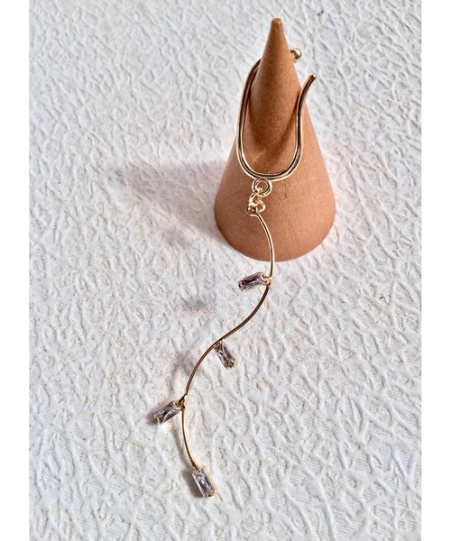 【Le soleil】上品に揺れる 14kgpイヤーカフ(MA)（イヤーカフ）｜tone（トーン）