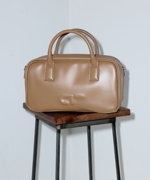 ADAM ET ROPE' | 【一部WEB限定カラー・再入荷・サステナブル】ロゴスクエアボストンバッグ(ショルダーバッグ)