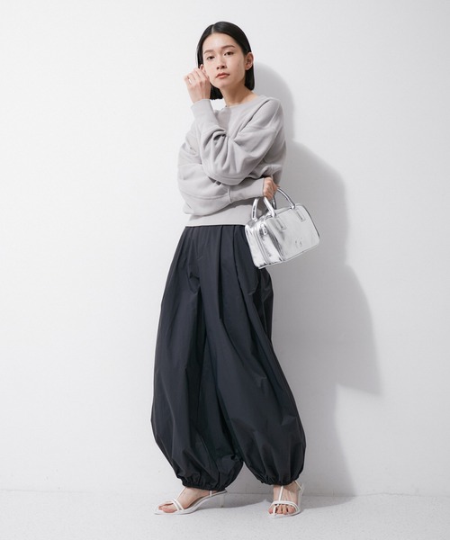 ADAM ET ROPE'（アダムエロペ）の「【一部WEB限定カラー・再入荷・サステナブル】ロゴスクエアボストンバッグ（ショルダーバッグ・レディース・ピンク系その他2/ブラック/ブラウン/シルバー・FREE）」の18枚目の写真