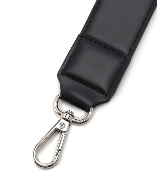 ADAM ET ROPE'（アダムエロペ）の「【一部WEB限定カラー・再入荷・サステナブル】ロゴスクエアボストンバッグ（ショルダーバッグ・レディース・ピンク系その他2/ブラック/ブラウン/シルバー・FREE）」の16枚目の写真