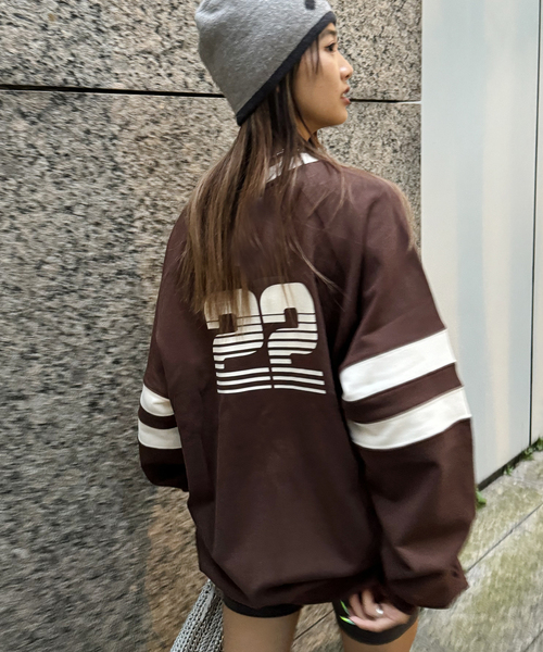 JOINT WORKS（ジョイントワークス）の「Rest&Recreation/レストアンドレクリエーション OVERSIZED RAGLAN SWEATSHIRT（スウェット・レディース・ブラック・FREE）」の5枚目の写真