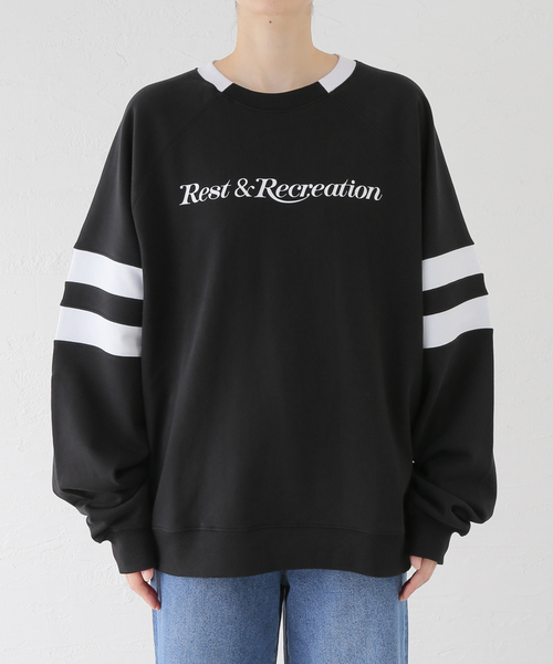 JOINT WORKS（ジョイントワークス）の「Rest&Recreation/レストアンドレクリエーション OVERSIZED RAGLAN SWEATSHIRT（スウェット・レディース・ブラック・FREE）」の9枚目の写真