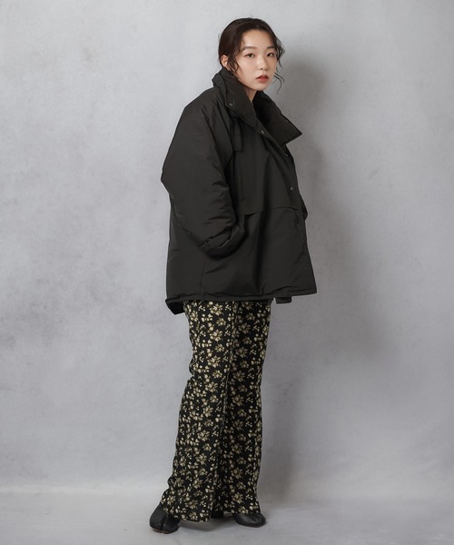 Lull（ルル）の「【Lull / ルル】フローラルプリントフレアパンツ（その他パンツ・レディース・ベージュ/ブラック・ONESIZE）」の18枚目の写真