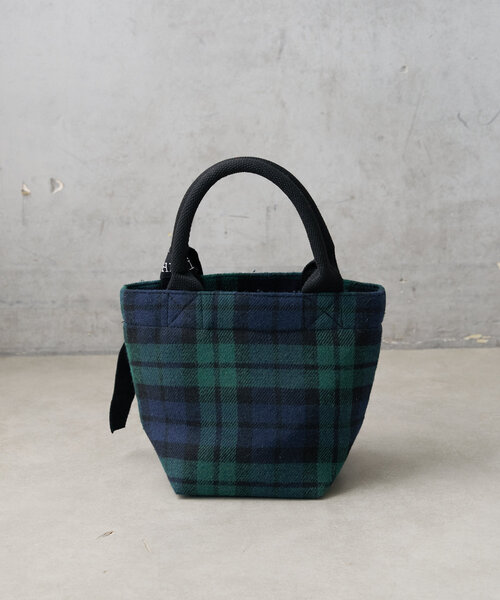 CUISINE HABITS（クイジーヌハビッツ）の「HORIZONTAL CHECK MINI TOTE（トートバッグ・レディース・グリーン・0）」の5枚目の写真