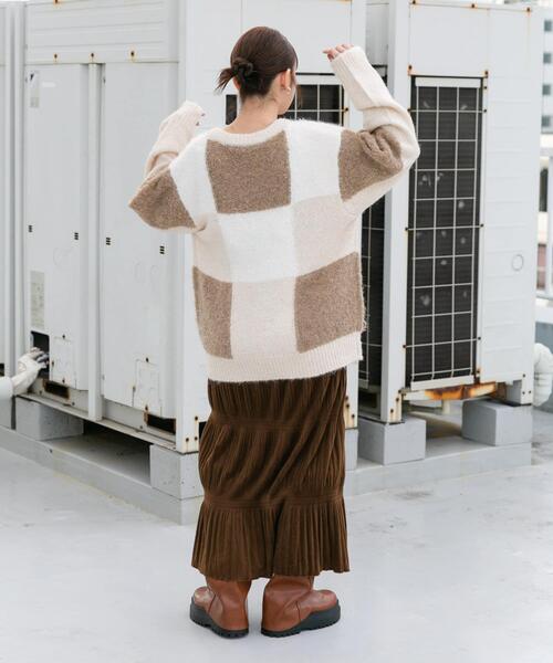 KBF(ケイビーエフ)の「マジョリカプリーツキャミワンピース(ワンピース・レディース・ブラック/ブラウン/チャコールグレー・ONE)」の21枚目の写真