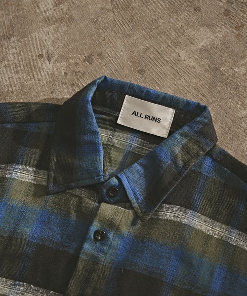 ALL RUNS(オールランズ)の「オンブレチェックロングスリーブシャツ(シャツ/ブラウス・メンズ・ブラウン/ネイビー/グリーン・L/XL/M)」の16枚目の写真