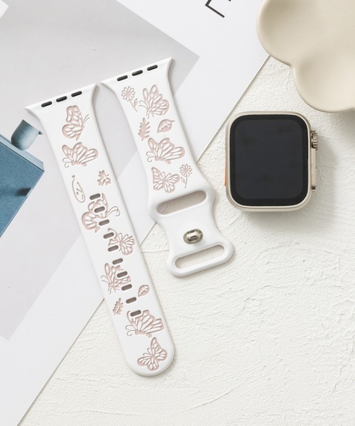 emonique(エモニーク)の「スマートウォッチバンド Apple Watch バンド シリコン製【38/40/41/42/44/45/49mm対応】(デジタル腕時計・レディース・ライトブルー/ホワイト×ブラック/ホワイト/ミント/オレンジ・38/42)」の2枚目の写真