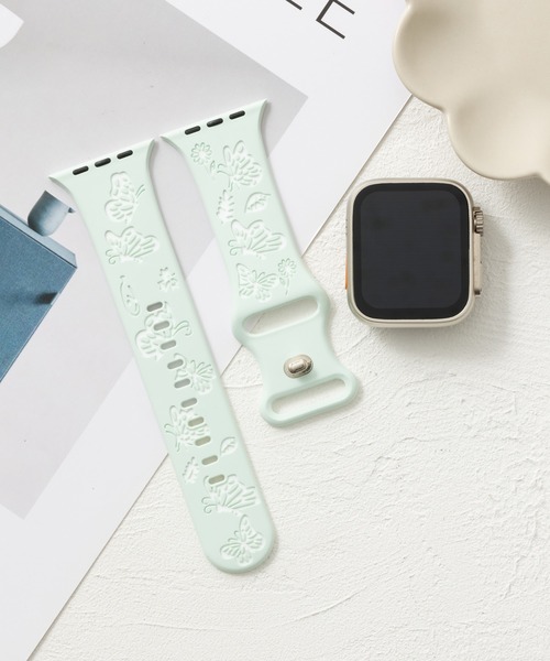 emonique(エモニーク)の「スマートウォッチバンド Apple Watch バンド シリコン製【38/40/41/42/44/45/49mm対応】(デジタル腕時計・レディース・ライトブルー/ホワイト×ブラック/ホワイト/ミント/オレンジ・38/42)」の1枚目の写真