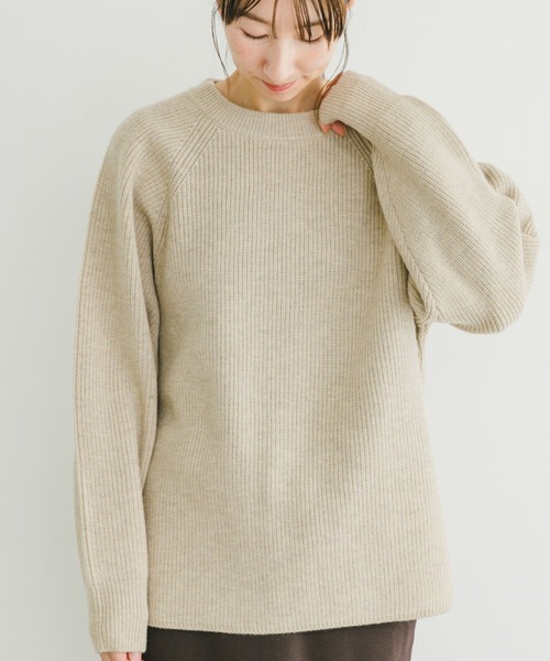 ITEMS URBANRESEARCH(アイテムズ アーバンリサーチ)の「アゼアミクルーネックニット(ニット/セーター・レディース・パープル/イエロー/ベージュ・FREE)」の2枚目の写真