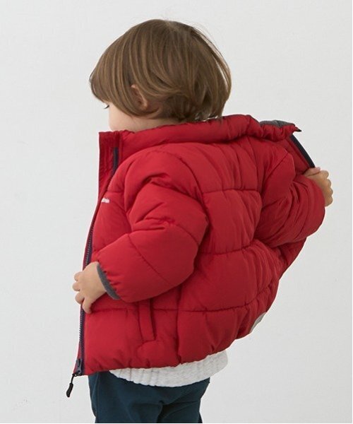 petit main（プティマイン）の「【GOODPRICE/撥水加工】中綿ジャケット(キッズサイズ)（ブルゾン・キッズ・ネイビー/ライトグレー/レッド/オフホワイト/イエロー/ブルー/マルチ/ライトピンク・80ｃｍ/90cm/100cm/110cm/120cm/130cm）」の17枚目の写真
