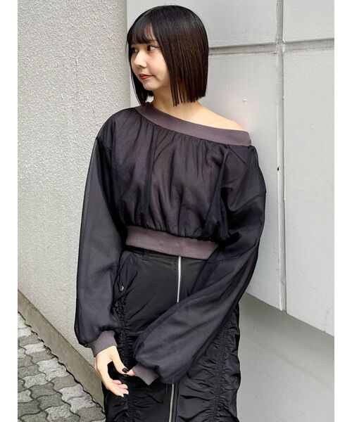 MURUA（ムルーア）の「チュールレイヤードプルオーバー（スウェット・レディース・ブラック/グレー・FREE）」の3枚目の写真