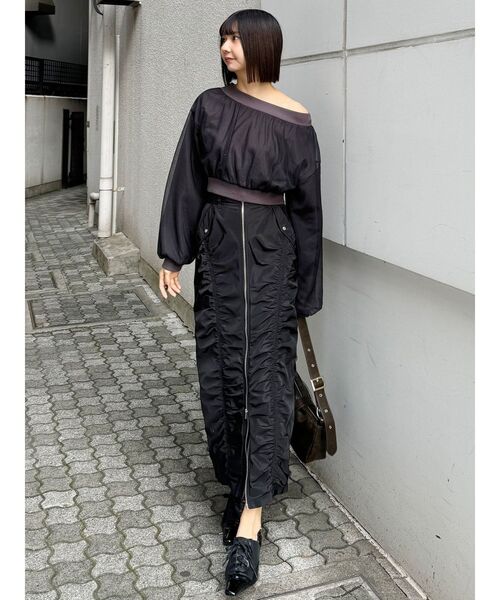 MURUA（ムルーア）の「チュールレイヤードプルオーバー（スウェット・レディース・ブラック/グレー・FREE）」の8枚目の写真