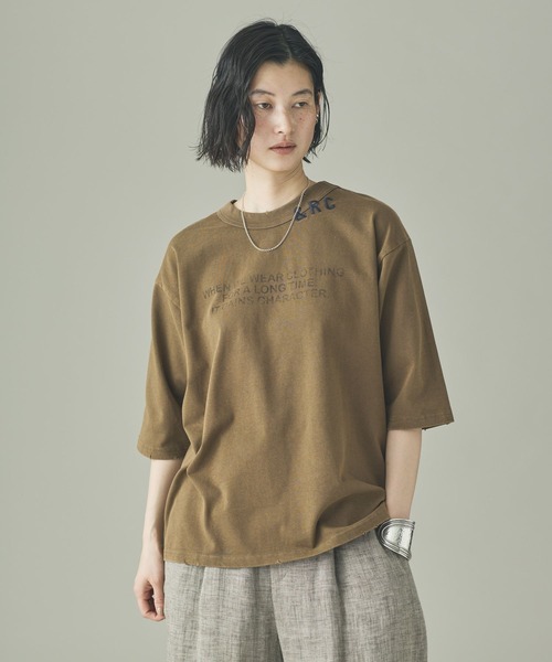 Curensology(カレンソロジー)の「Curensology(カレンソロジー)/【UNIVERSAL OVERALL】別注ショートスリーブTシャツ(Tシャツ/カットソー・レディース・ネイビー/グレー/ブラウン/チャコールグレー・FREE)」の12枚目の写真
