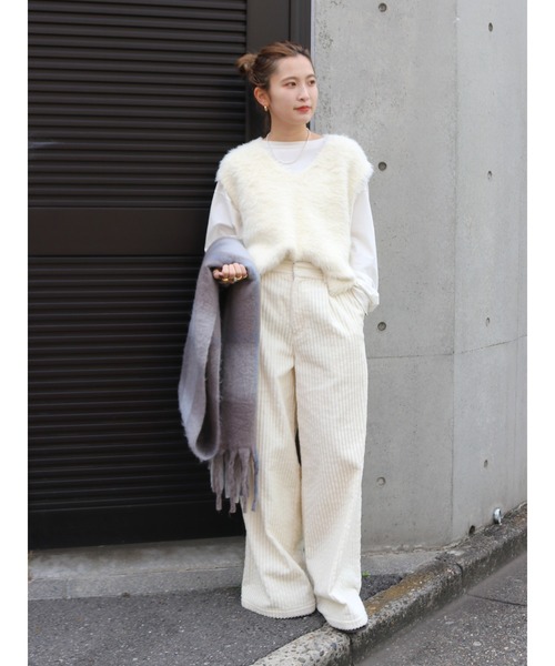 Ungrid（アングリッド）の「2Wayラメニットベスト（ニット/セーター・レディース・オフホワイト/グレー/グリーン・FREE）」の17枚目の写真