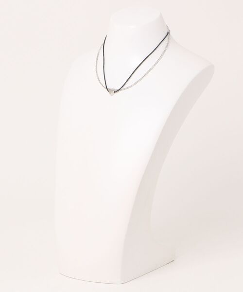 FOREVER 21（フォーエバー トゥエンティーワン）の「ハートネックレス（ネックレス・レディース・シルバー・FREE）」の5枚目の写真