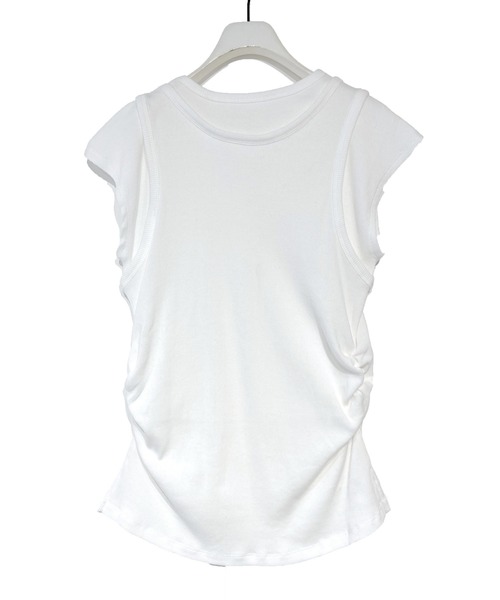 CHIGNON（シニヨン）の「CHIGNON タンクレイヤートップス（Tシャツ/カットソー・レディース・ブラック/グレー/オフホワイト/サックスブルー・FREE）」の6枚目の写真