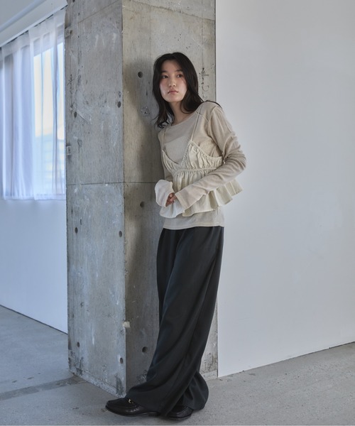 feepur（フェピュール）の「リラックスタックパンツ（スラックス・レディース・チャコールグレー/ベージュ/ブラック・SMALL/MEDIUM）」の20枚目の写真