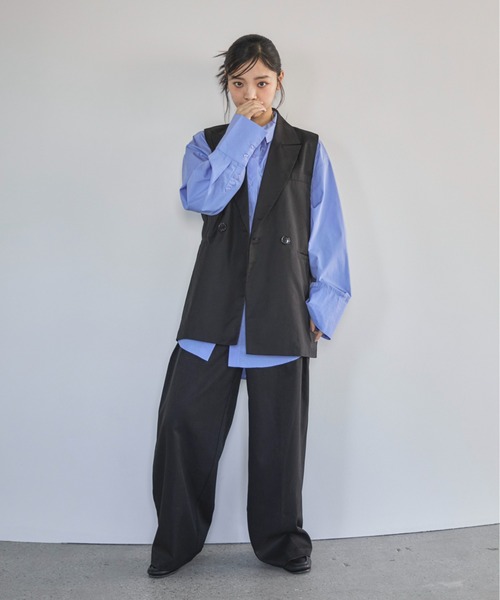 feepur（フェピュール）の「リラックスタックパンツ（スラックス・レディース・チャコールグレー/ベージュ/ブラック・SMALL/MEDIUM）」の16枚目の写真