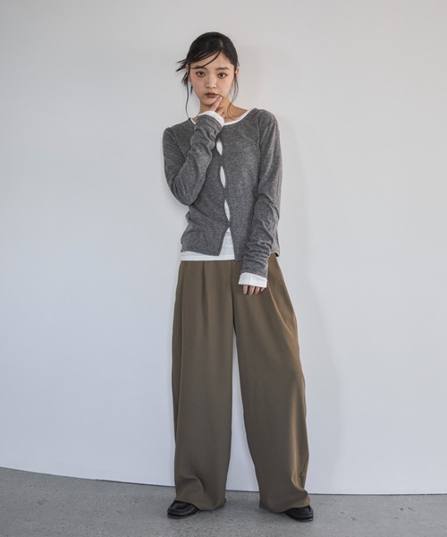 feepur（フェピュール）の「リラックスタックパンツ（スラックス・レディース・チャコールグレー/ベージュ/ブラック・SMALL/MEDIUM）」の6枚目の写真