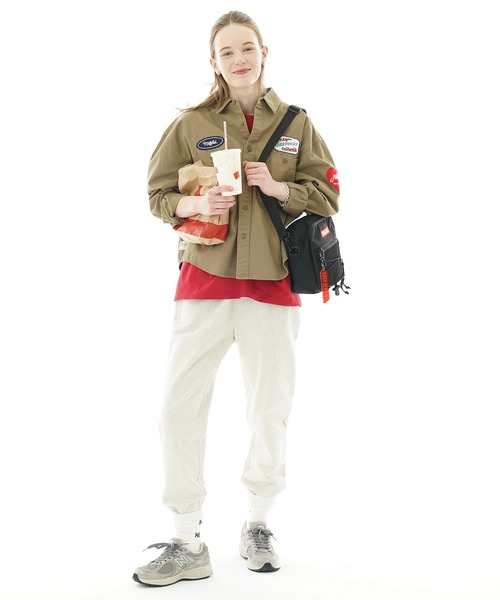 MILKFED.(ミルクフェド)の「DAILY SQUARE SHOULDER BAG(ショルダーバッグ・レディース・レッド/ブラック・ONE SIZE)」の22枚目の写真