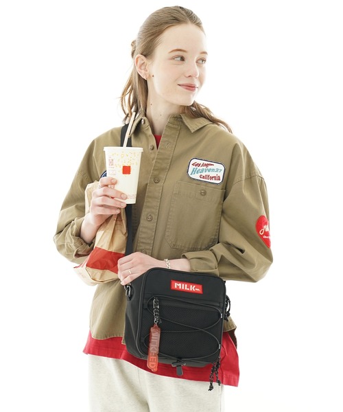 MILKFED.(ミルクフェド)の「DAILY SQUARE SHOULDER BAG(ショルダーバッグ・レディース・レッド/ブラック・ONE SIZE)」の18枚目の写真