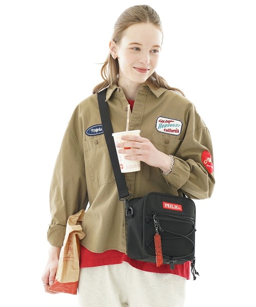 MILKFED.(ミルクフェド)の「DAILY SQUARE SHOULDER BAG(ショルダーバッグ・レディース・レッド/ブラック・ONE SIZE)」の19枚目の写真