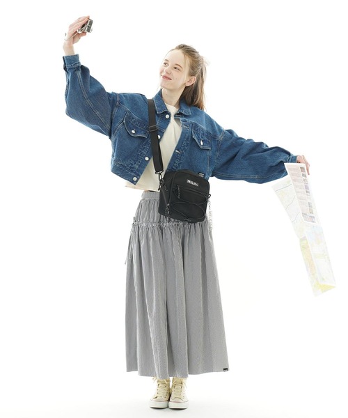 MILKFED.(ミルクフェド)の「DAILY SQUARE SHOULDER BAG(ショルダーバッグ・レディース・レッド/ブラック・ONE SIZE)」の8枚目の写真