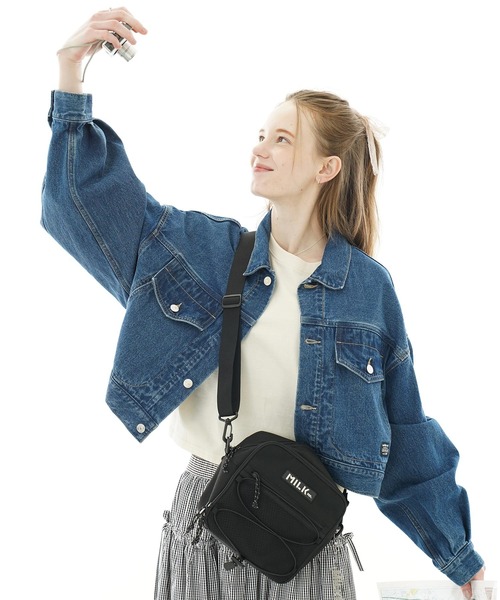 MILKFED.(ミルクフェド)の「DAILY SQUARE SHOULDER BAG(ショルダーバッグ・レディース・レッド/ブラック・ONE SIZE)」の5枚目の写真